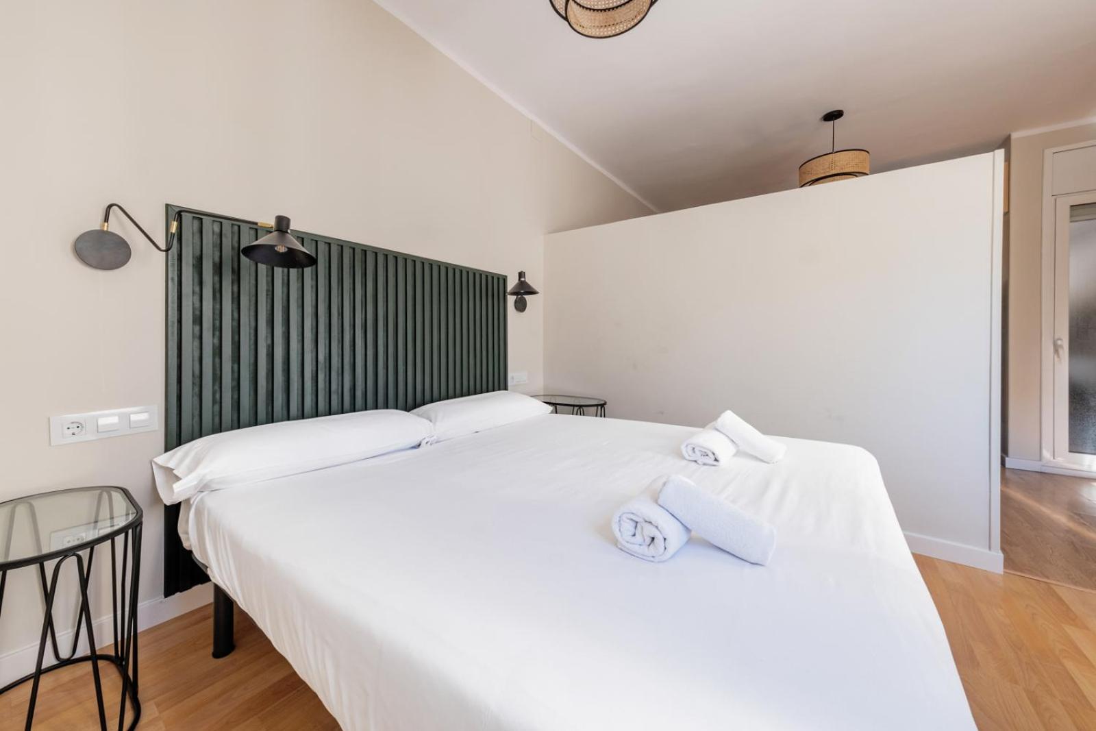 Apartment Bebarceloner Sant Andreu - 1 Bedroom With Terrace